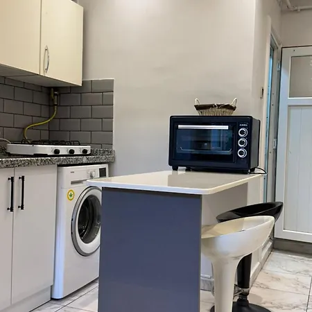 Апартаменты Mecidiyekoy Kule